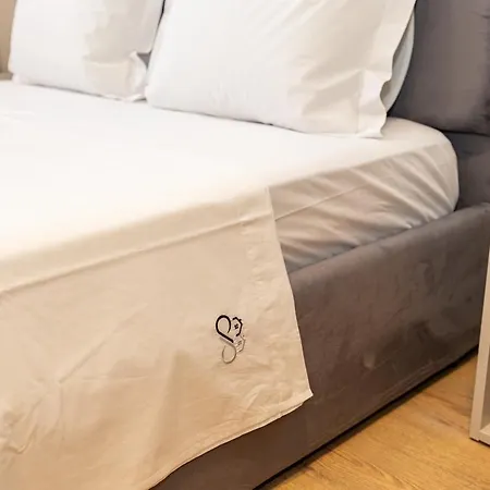 Infinity Apartamento Tirana